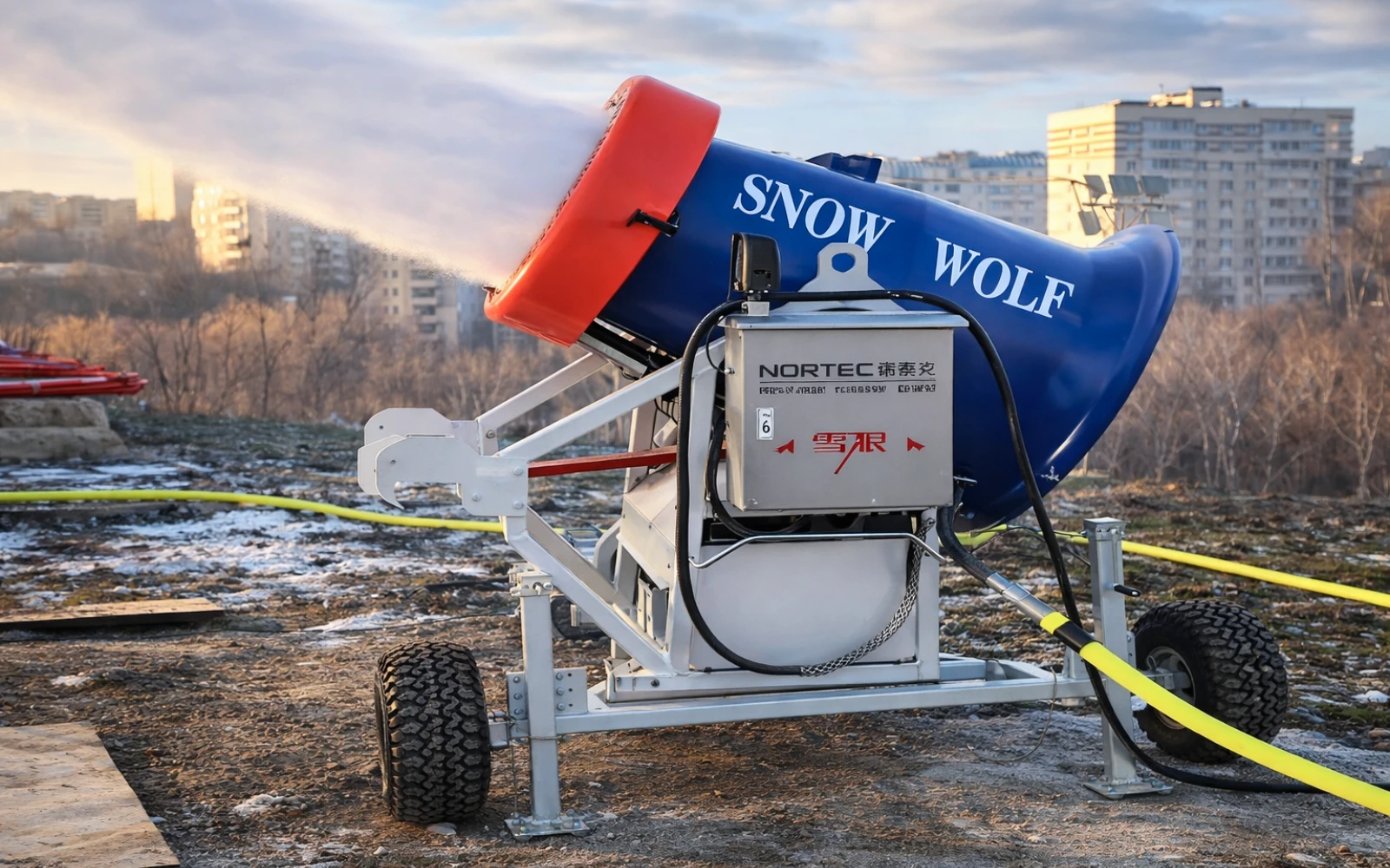 Снежная пушка Nortec Snow Wolf в работе на ГЛК Кант, г. Москва при температуре -10 гр.С