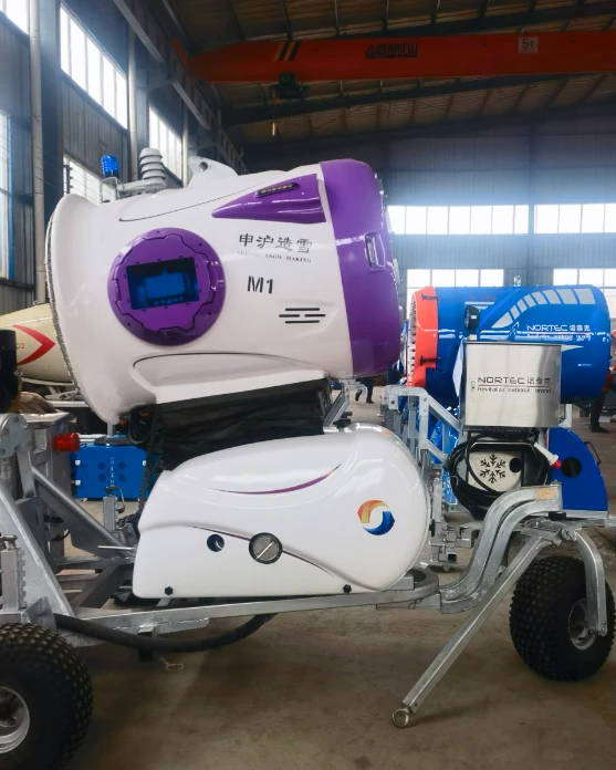 Снежная пушка (снегогенератор) c насосом на борту Nortec M1